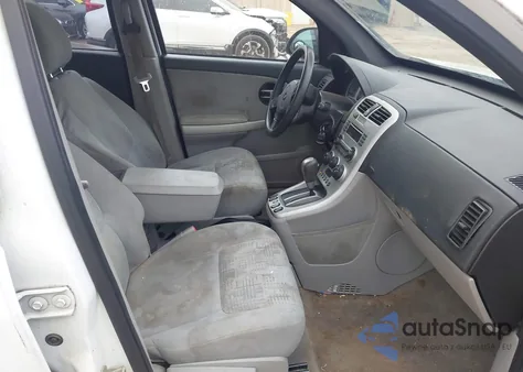 2006 Chevrolet Equinox Ls z USA, uszkodzony, nr VIN 2CNDL13F766123515